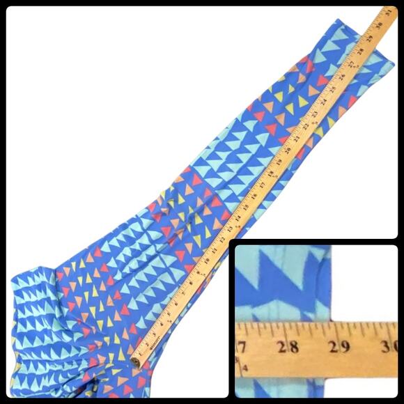 LulaRoe Tall & Curvy Light Blue Multicolor Triangle Geometric Print Leggings - Picture 10 of 12